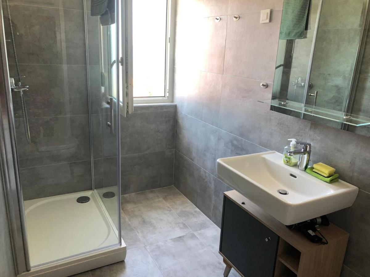 Priscilla Apartment Ražanac Eksteriør bilde